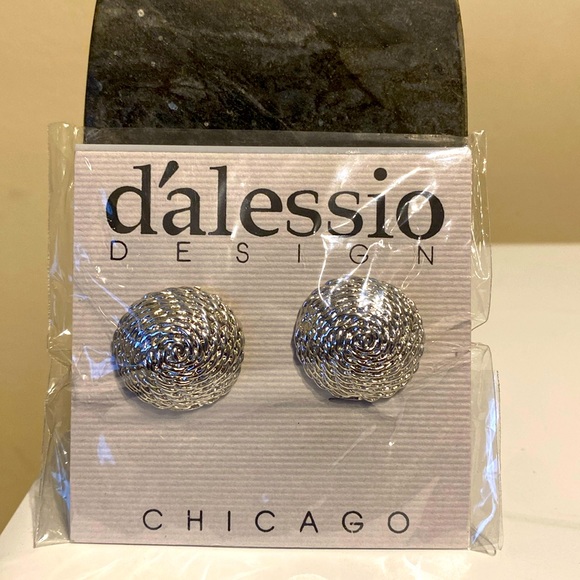 Vintage Dalessop Design Chicago Silver tone Rope Texture Button Clip On Earrings - Picture 1 of 5
